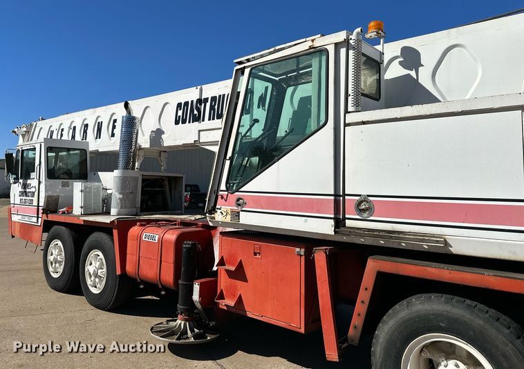 image for item DW2838 1976 Link Belt HTC-50  crane