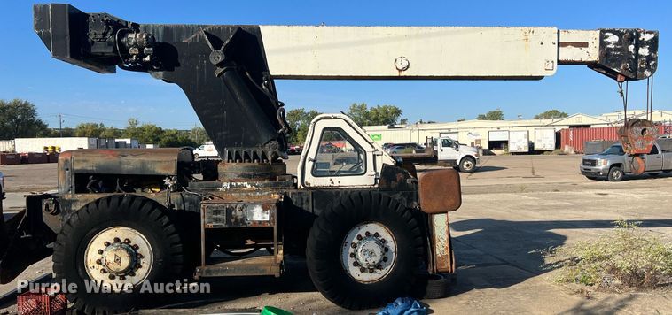 image for item DW2839 Pettibone MT25  crane