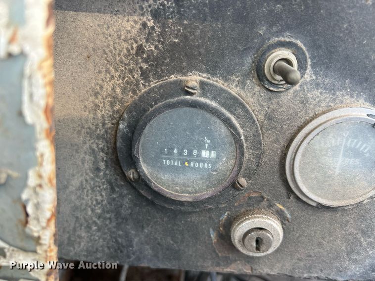 image for item DW2839 Pettibone MT25  crane