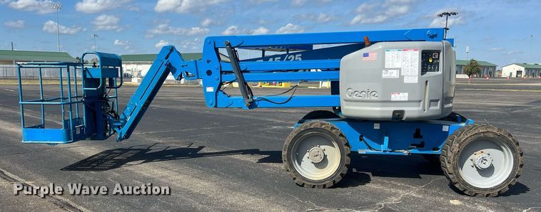 image for item DW2840 2008 Genie Z45/25  boom lift