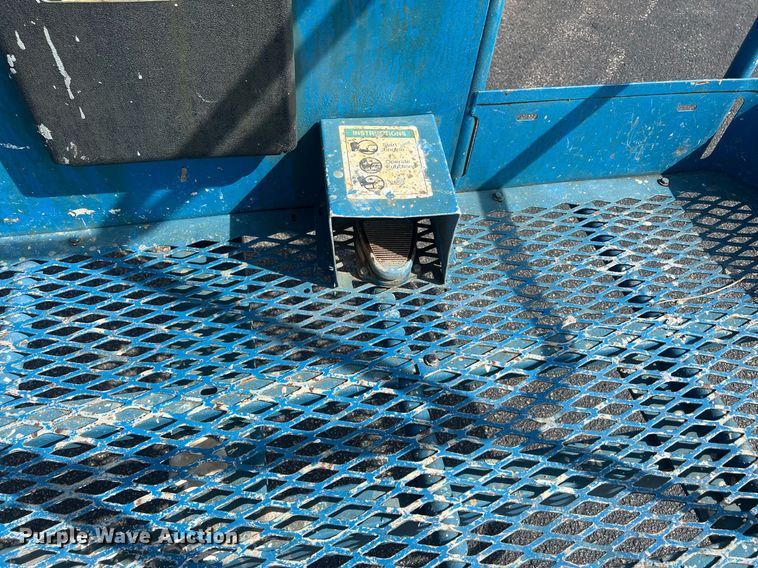 image for item DW2840 2008 Genie Z45/25  boom lift