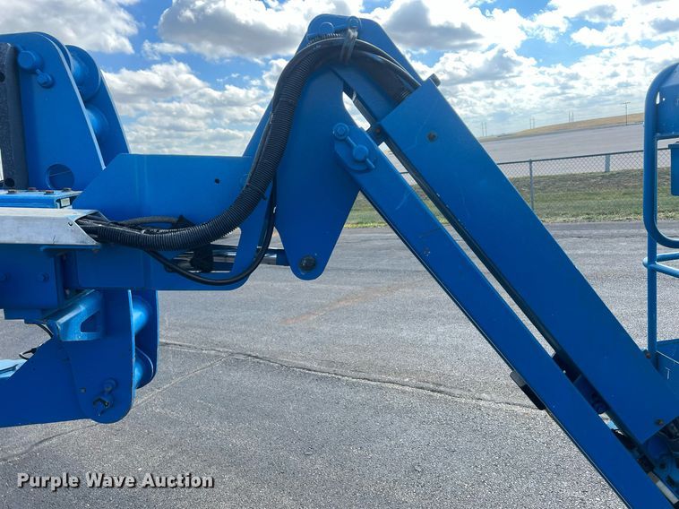 image for item DW2840 2008 Genie Z45/25  boom lift