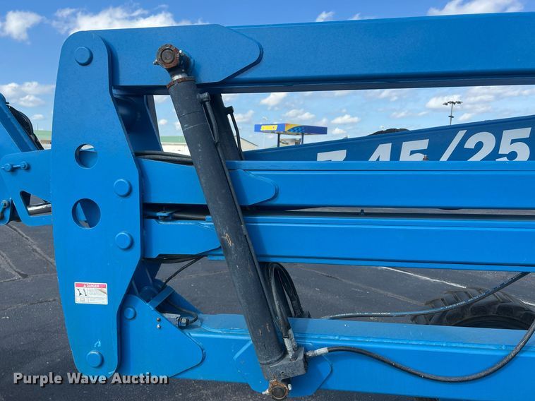 image for item DW2840 2008 Genie Z45/25  boom lift