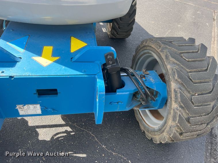 image for item DW2840 2008 Genie Z45/25  boom lift