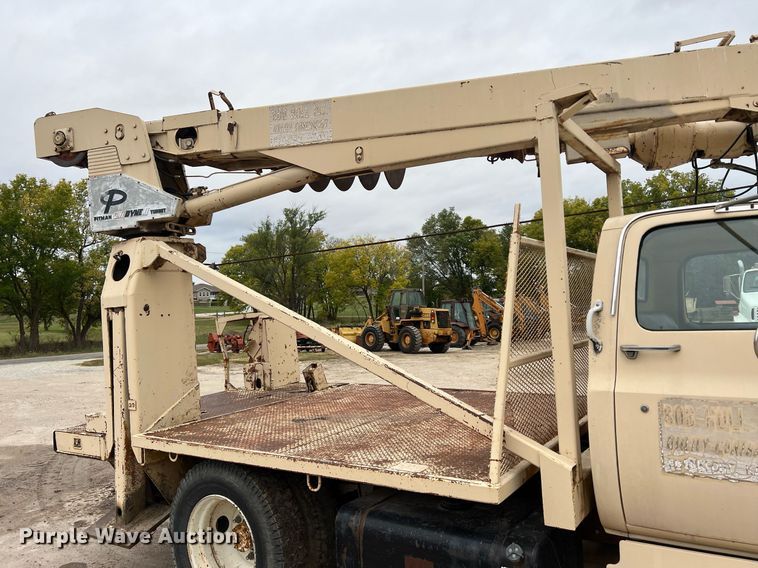 image for item DW2855 1986 GMC 7000  digger derrick truck
