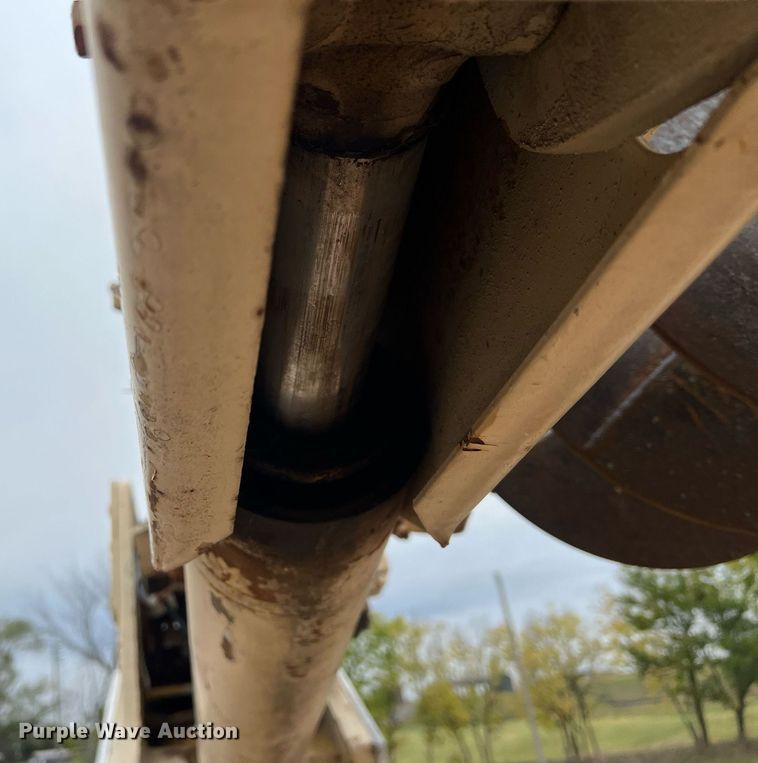 image for item DW2855 1986 GMC 7000  digger derrick truck