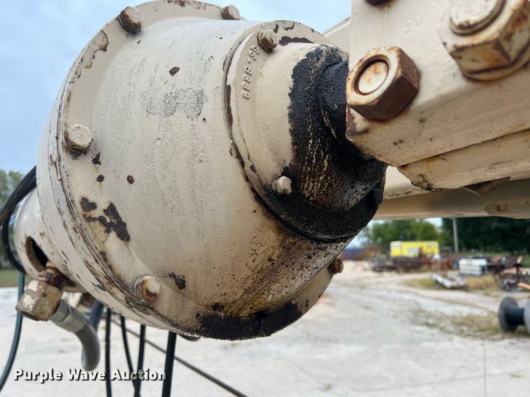 image for item DW2855 1986 GMC 7000  digger derrick truck