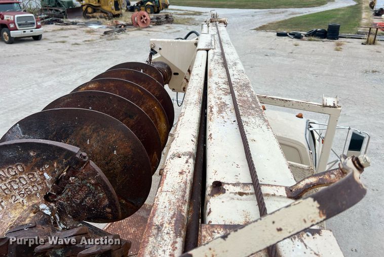 image for item DW2855 1986 GMC 7000  digger derrick truck