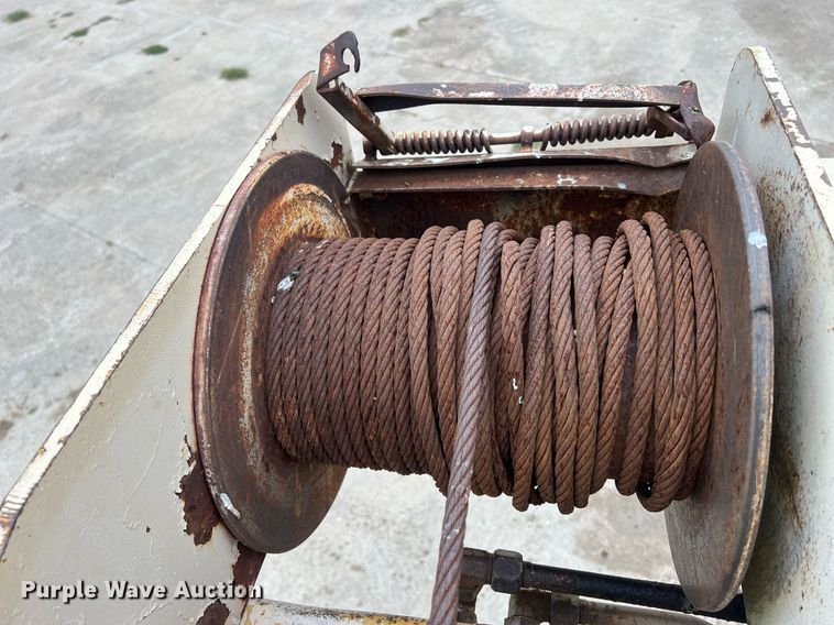 image for item DW2855 1986 GMC 7000  digger derrick truck