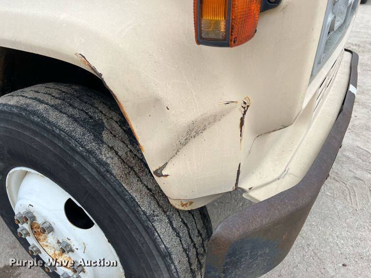 image for item DW2855 1986 GMC 7000  digger derrick truck