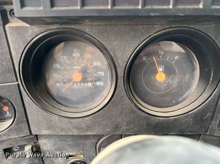 image for item DW2855 1986 GMC 7000  digger derrick truck