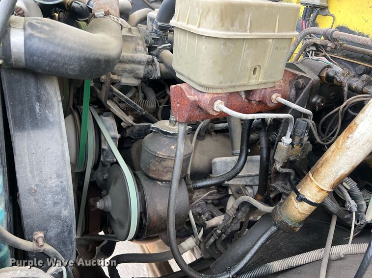 image for item DW2855 1986 GMC 7000  digger derrick truck