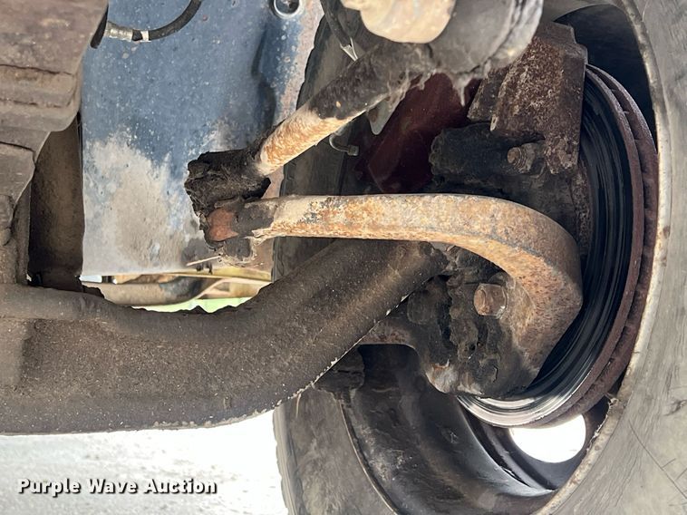 image for item DW2855 1986 GMC 7000  digger derrick truck