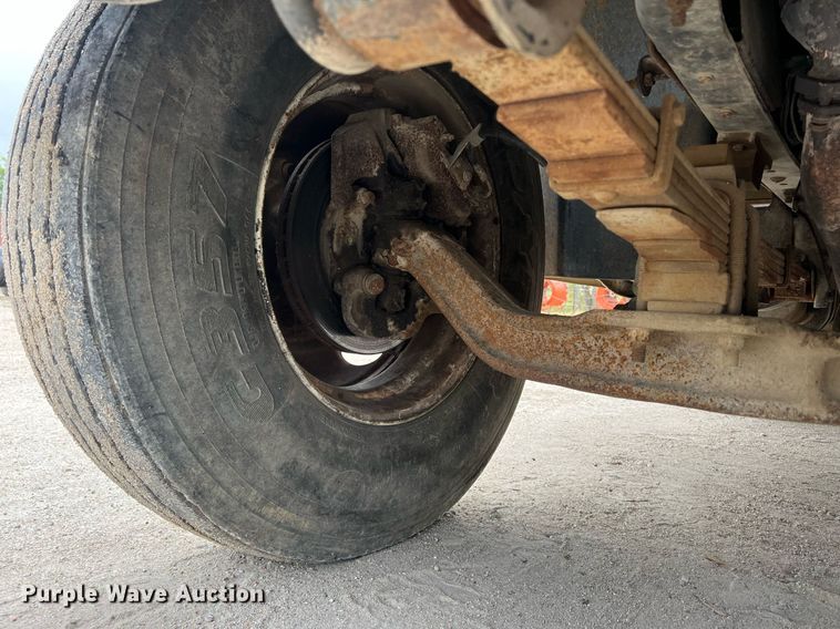 image for item DW2855 1986 GMC 7000  digger derrick truck