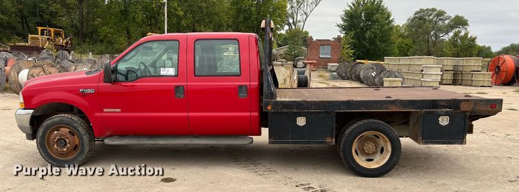image for item DW2856 2003 Ford F450 Super Duty  Crew Cab flatbed truck