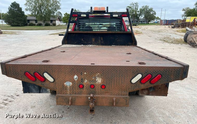 image for item DW2856 2003 Ford F450 Super Duty  Crew Cab flatbed truck