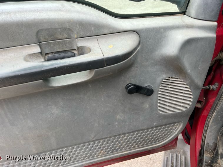 image for item DW2856 2003 Ford F450 Super Duty  Crew Cab flatbed truck