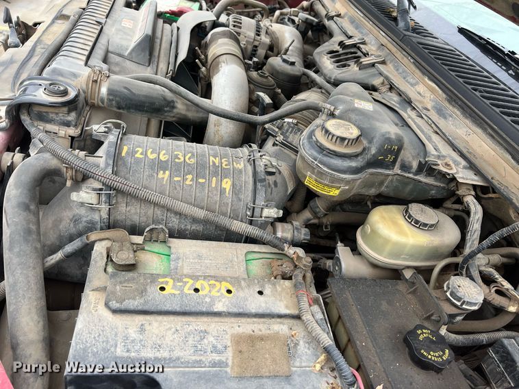 image for item DW2856 2003 Ford F450 Super Duty  Crew Cab flatbed truck