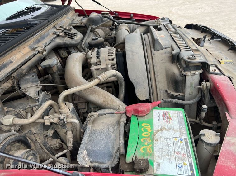 image for item DW2856 2003 Ford F450 Super Duty  Crew Cab flatbed truck