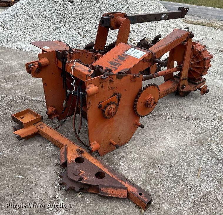 image for item DW2858 Ditch Witch R65C  trencher