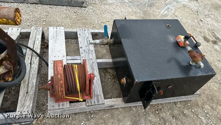 image for item DW2861 Tools