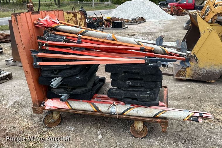 image for item DW2868 Approximately 18 road sign bases