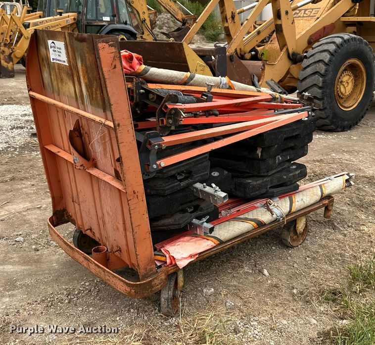 image for item DW2868 Approximately 18 road sign bases