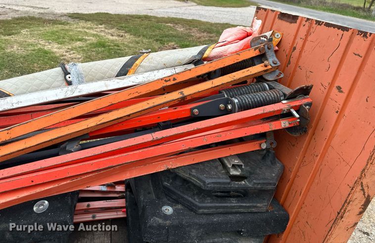 image for item DW2868 Approximately 18 road sign bases