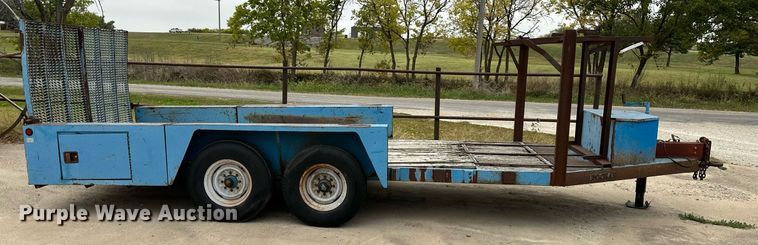 image for item DW2869 1992 Doonan  equipment trailer