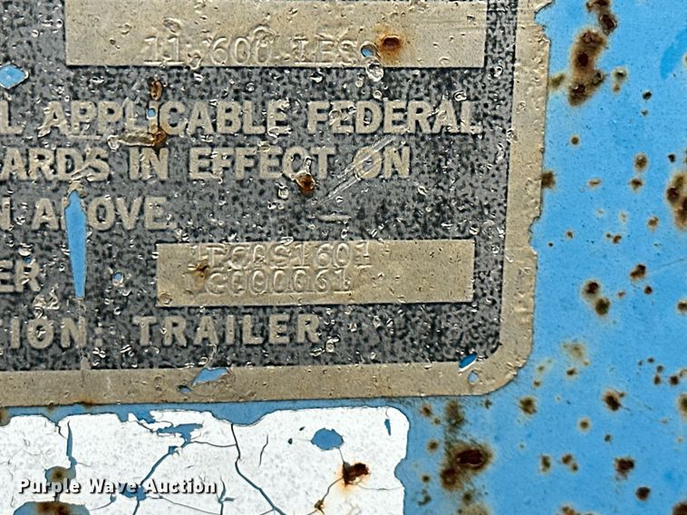 image for item DW2869 1992 Doonan  equipment trailer