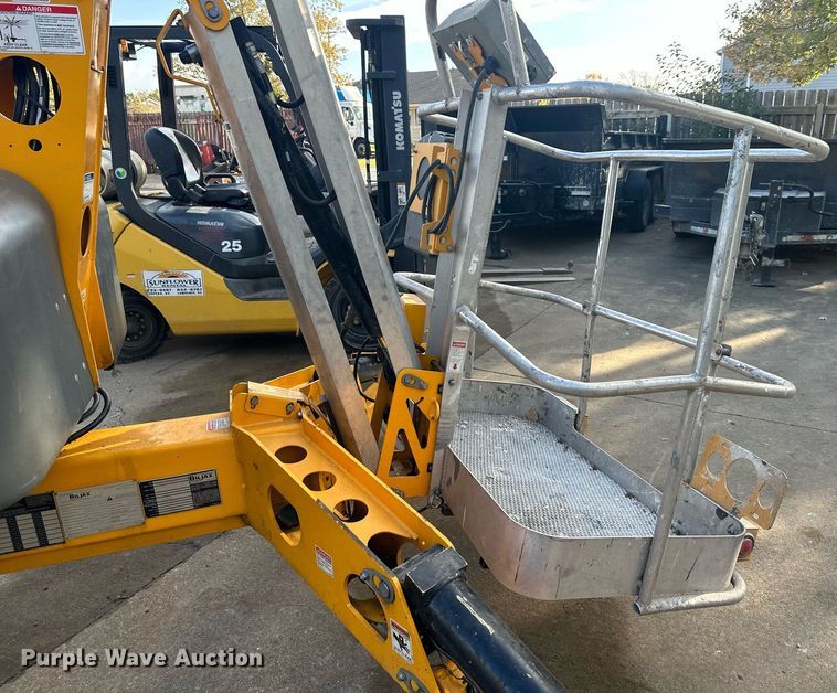 image for item DW2870 2019 Haulotte 5533A  boom lift