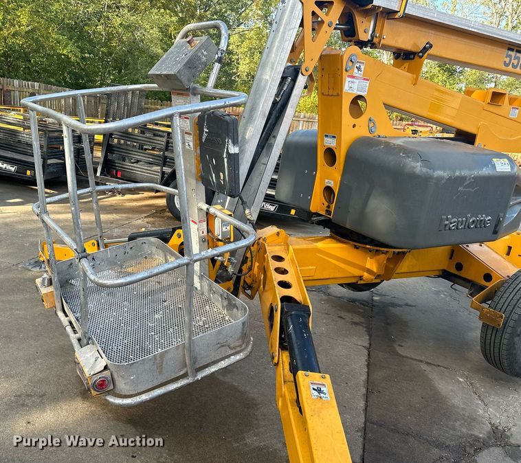 image for item DW2870 2019 Haulotte 5533A  boom lift