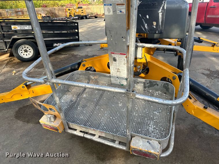 image for item DW2870 2019 Haulotte 5533A  boom lift