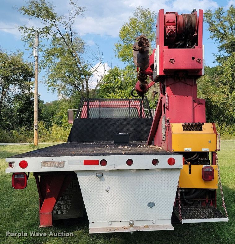 image for item HY9114 1983 Ford 8000  digger derrick truck