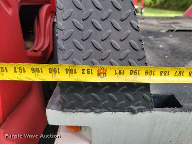 image for item HY9114 1983 Ford 8000  digger derrick truck