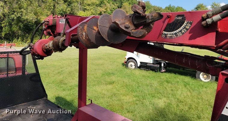 image for item HY9114 1983 Ford 8000  digger derrick truck