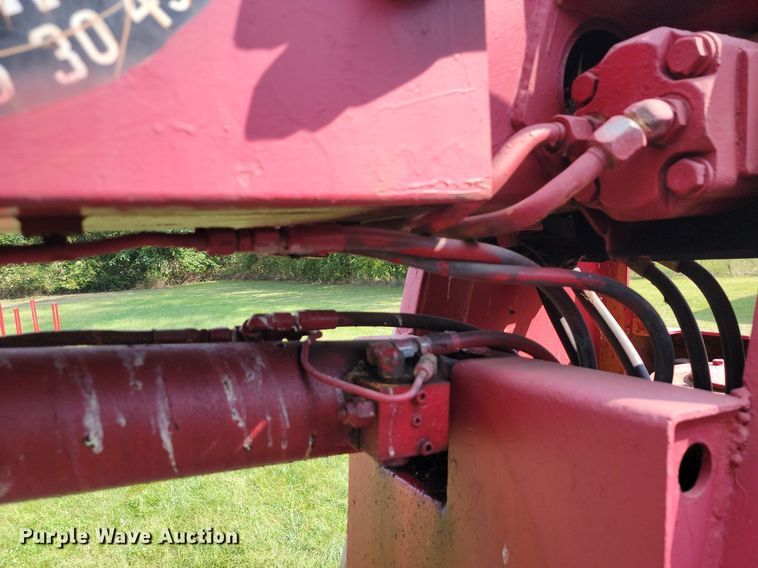 image for item HY9114 1983 Ford 8000  digger derrick truck