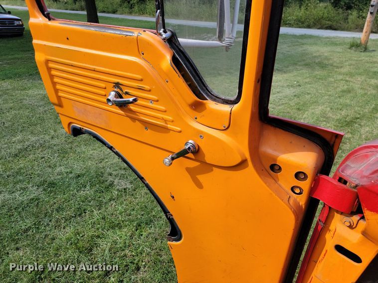 image for item HY9114 1983 Ford 8000  digger derrick truck