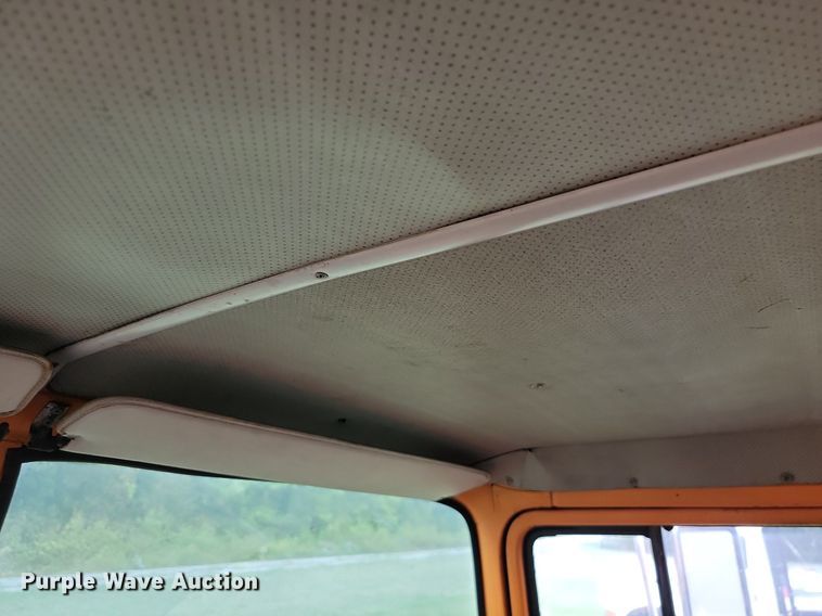 image for item HY9114 1983 Ford 8000  digger derrick truck