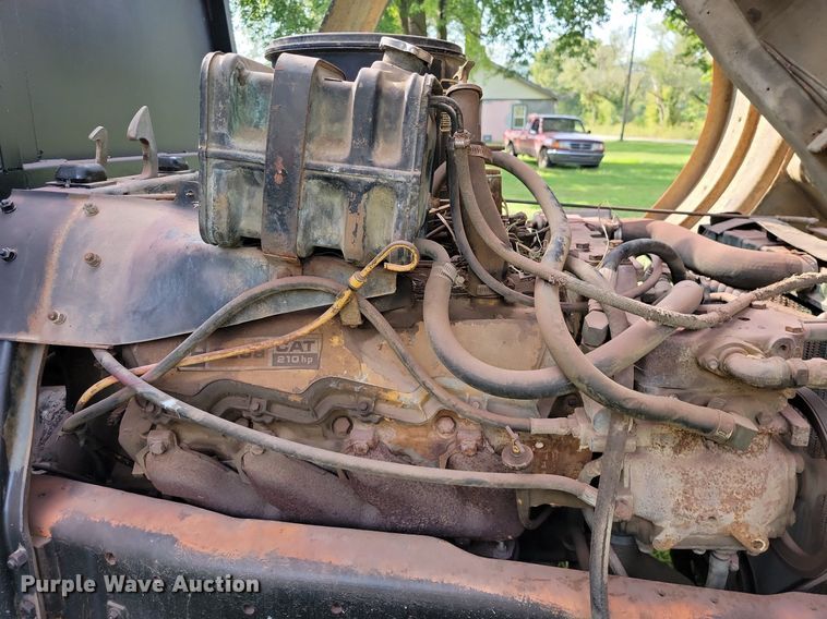 image for item HY9114 1983 Ford 8000  digger derrick truck