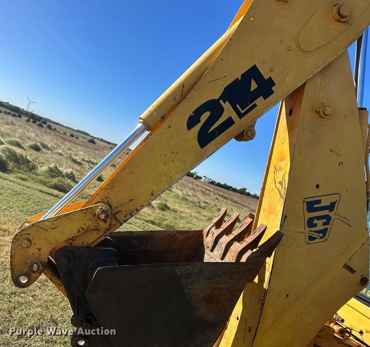 image for item IU9028 1998 JCB 214  backhoe