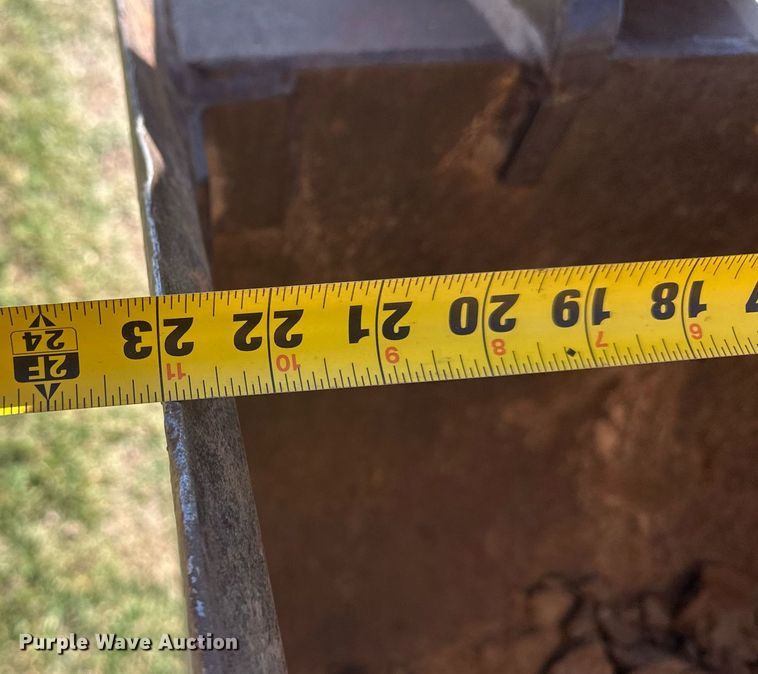 image for item IU9028 1998 JCB 214  backhoe