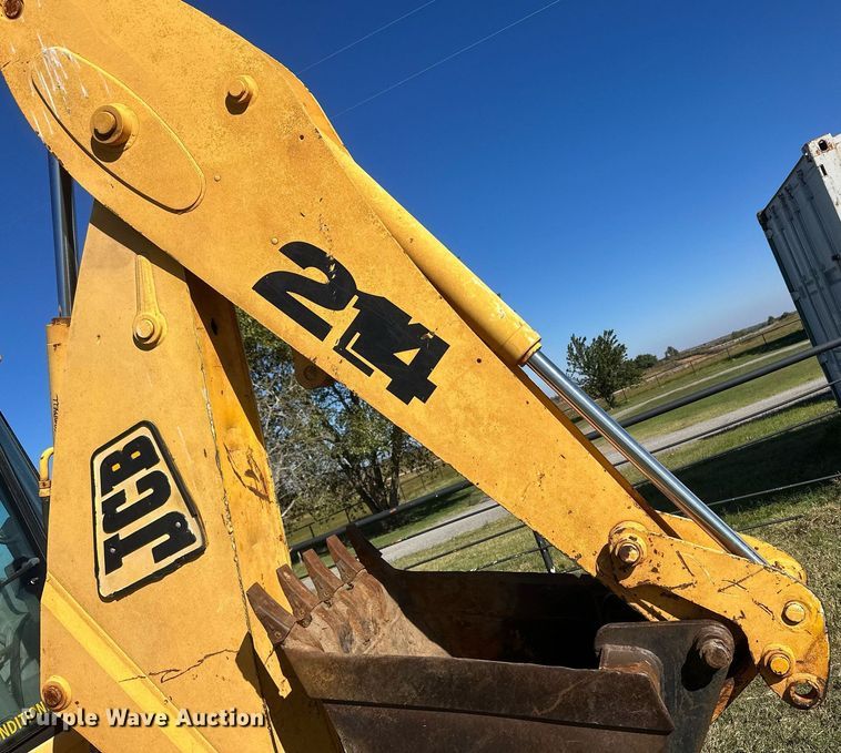 image for item IU9028 1998 JCB 214  backhoe