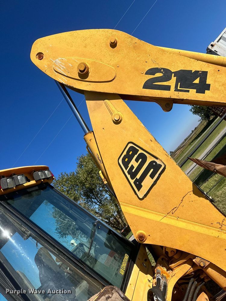 image for item IU9028 1998 JCB 214  backhoe