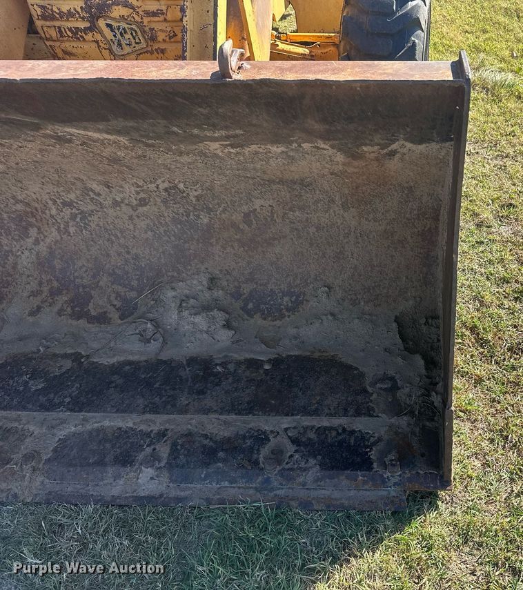 image for item IU9028 1998 JCB 214  backhoe