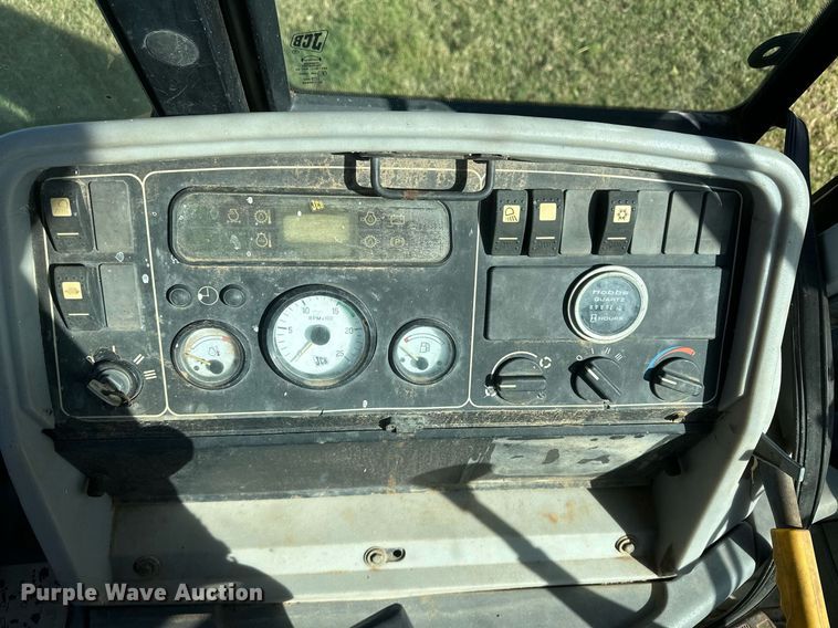 image for item IU9028 1998 JCB 214  backhoe