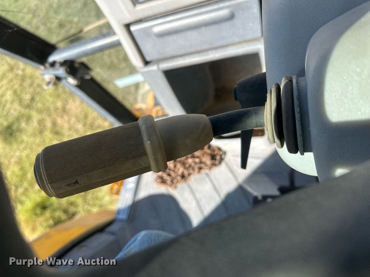 image for item IU9028 1998 JCB 214  backhoe