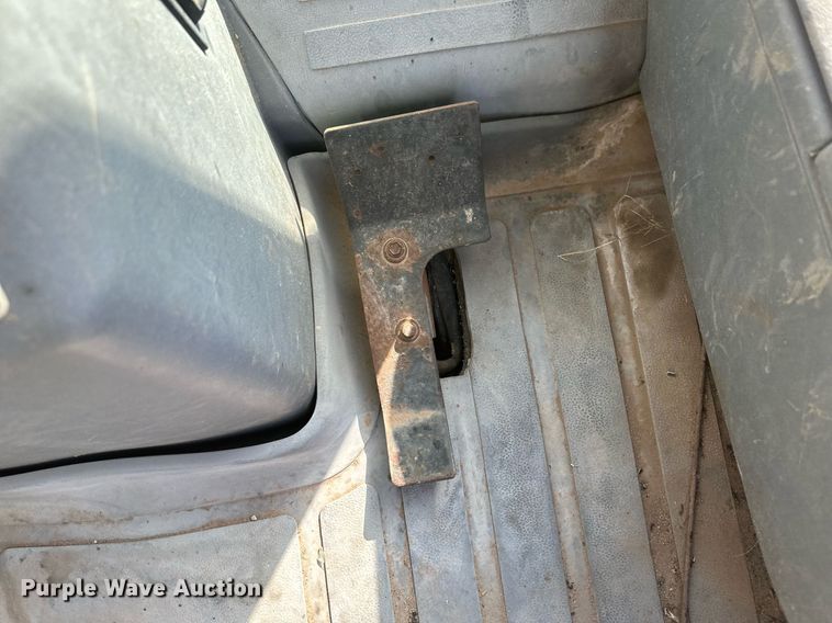 image for item IU9028 1998 JCB 214  backhoe