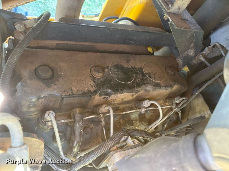 image for item IU9028 1998 JCB 214  backhoe