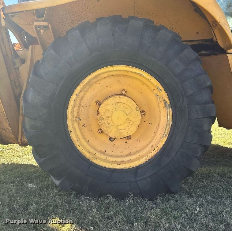 image for item IU9028 1998 JCB 214  backhoe